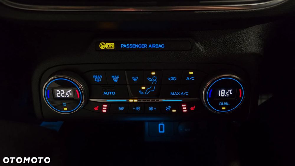 Ford Focus - 13