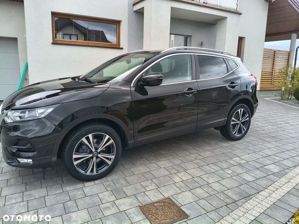 Nissan Qashqai 1.3 DIG-T N-Connecta EU6d - 10