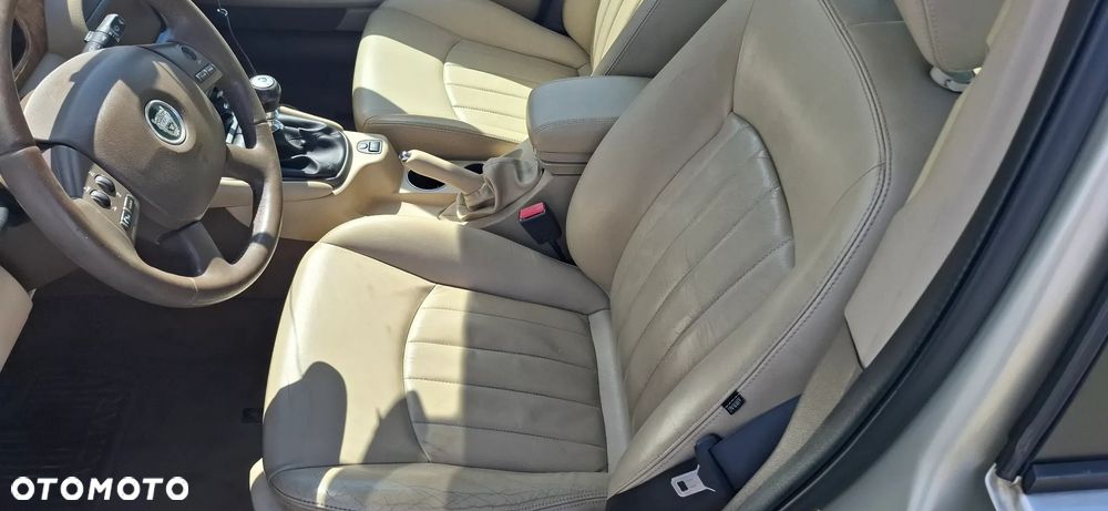 Jaguar X-Type 2.5 Sport - 14