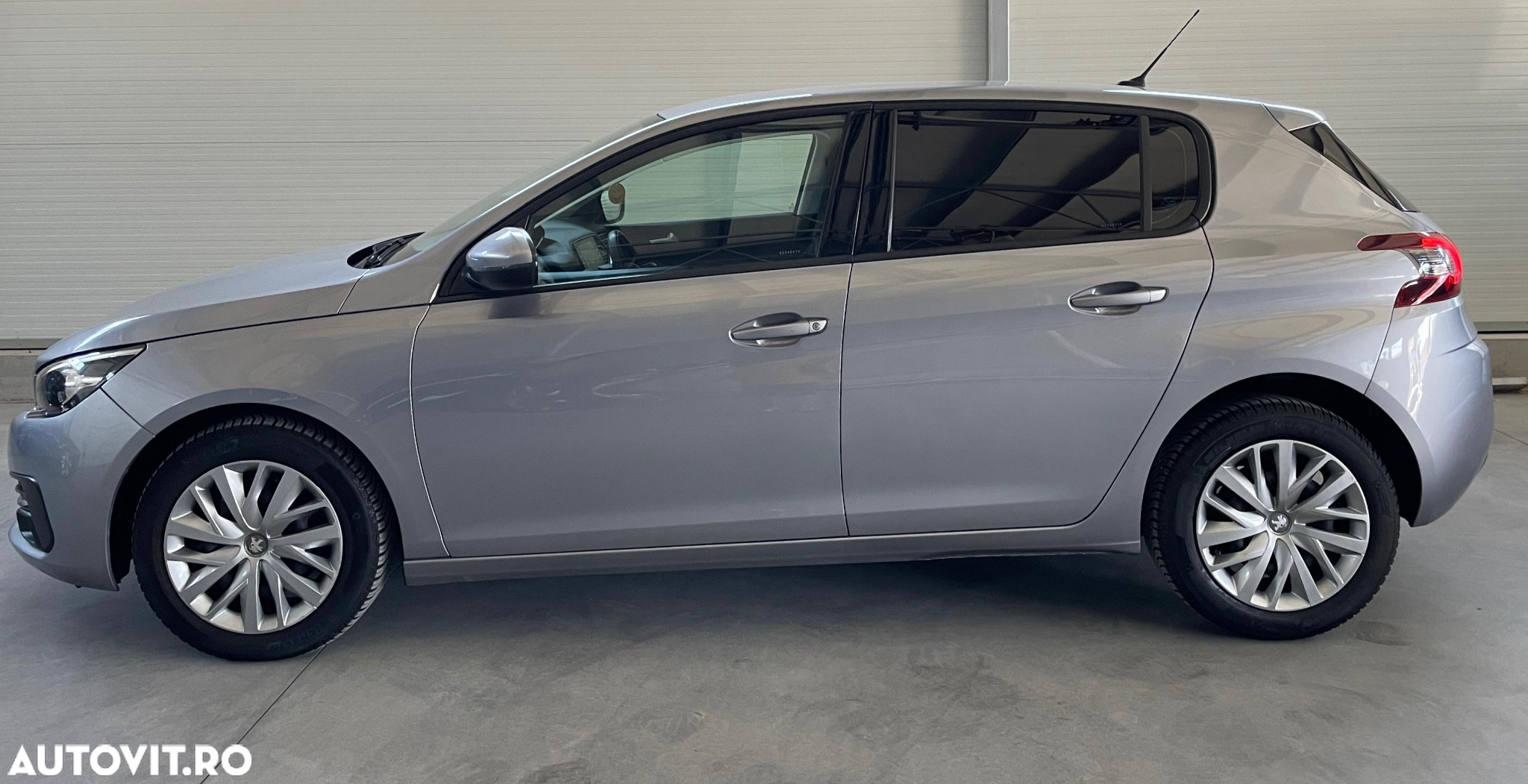 Peugeot 308 1.5 BlueHDi FAP STT Allure - 12