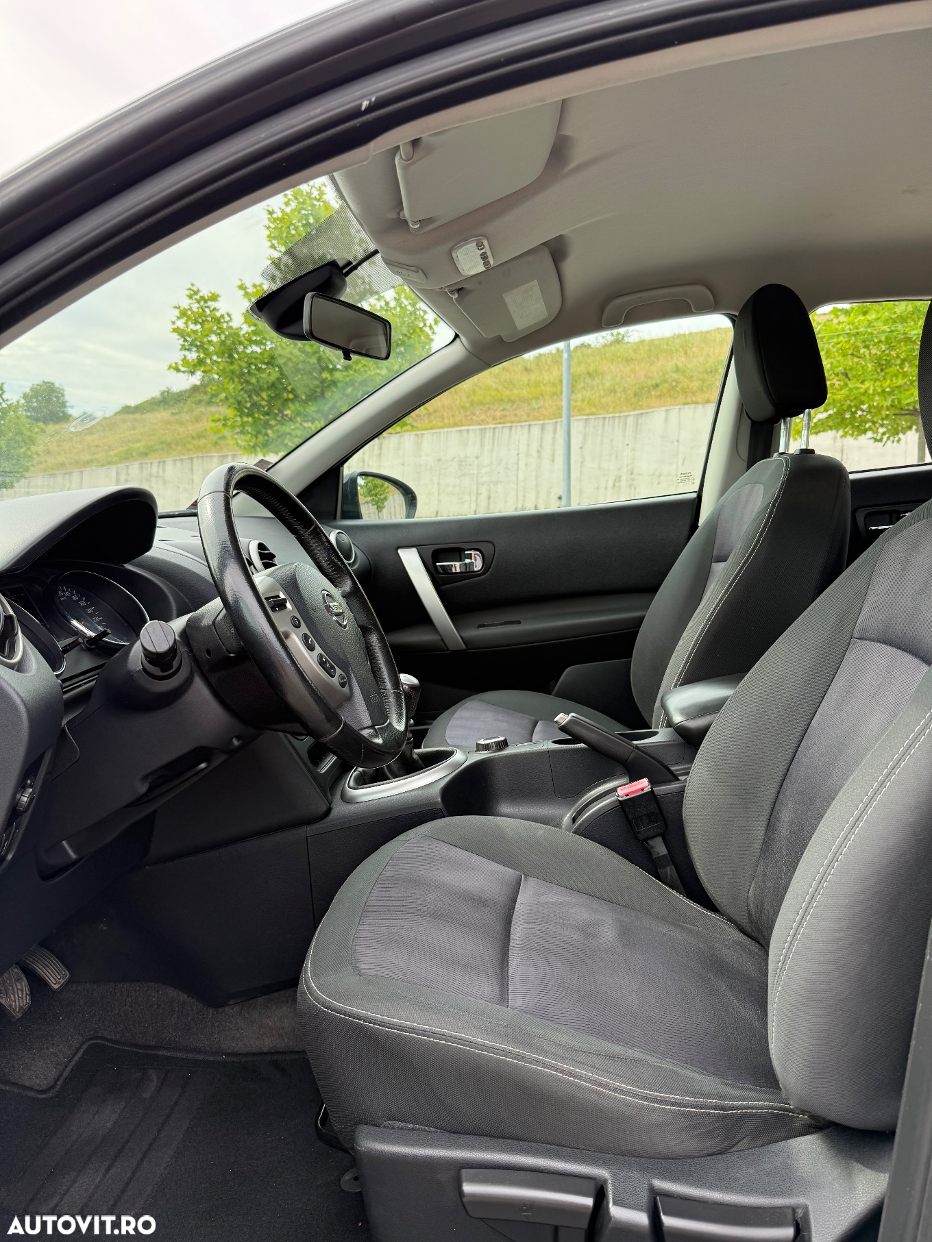 Nissan Qashqai 1.6 DCI 4 x 4 DPF tekna - 12