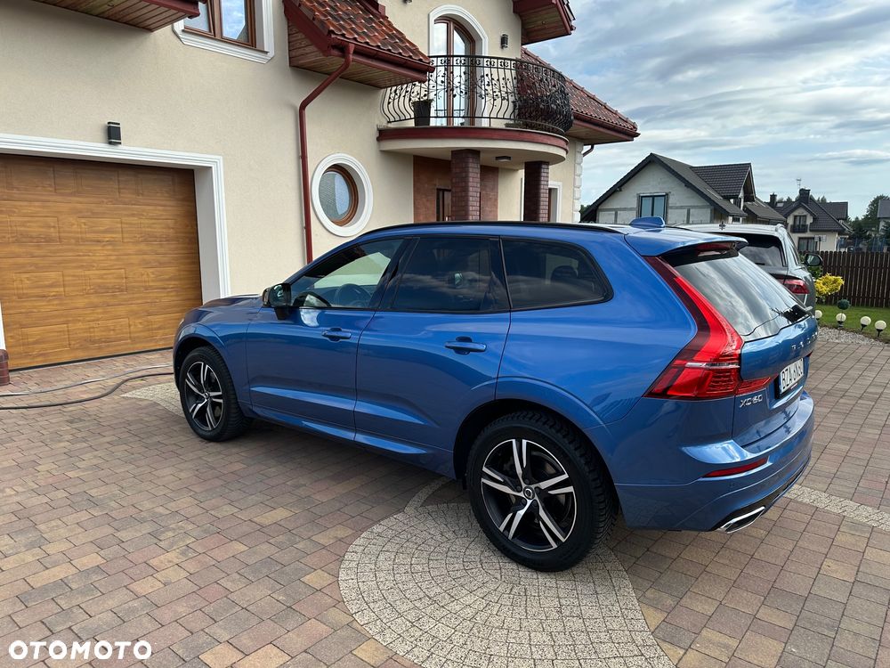 Volvo XC 60 T5 GPF AWD R-Design - 9