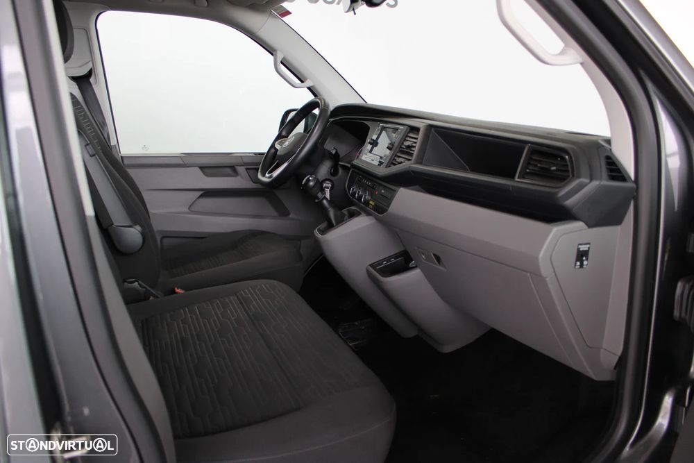 VW Transporter Caravelle Longa Comfortline - 12