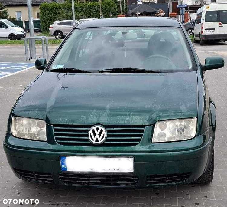 Volkswagen Bora - 1