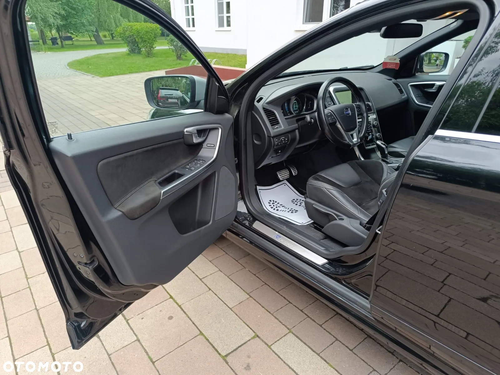 Volvo XC 60 D4 Geartronic Momentum - 19