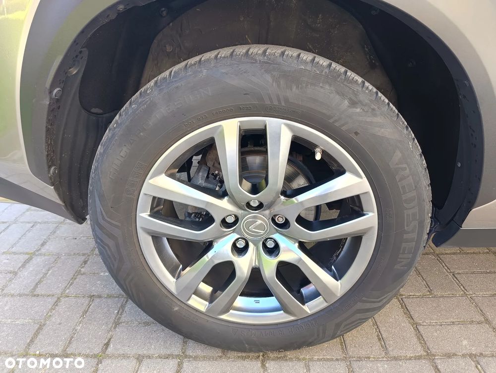 Lexus NX 200t Comfort AWD - 29