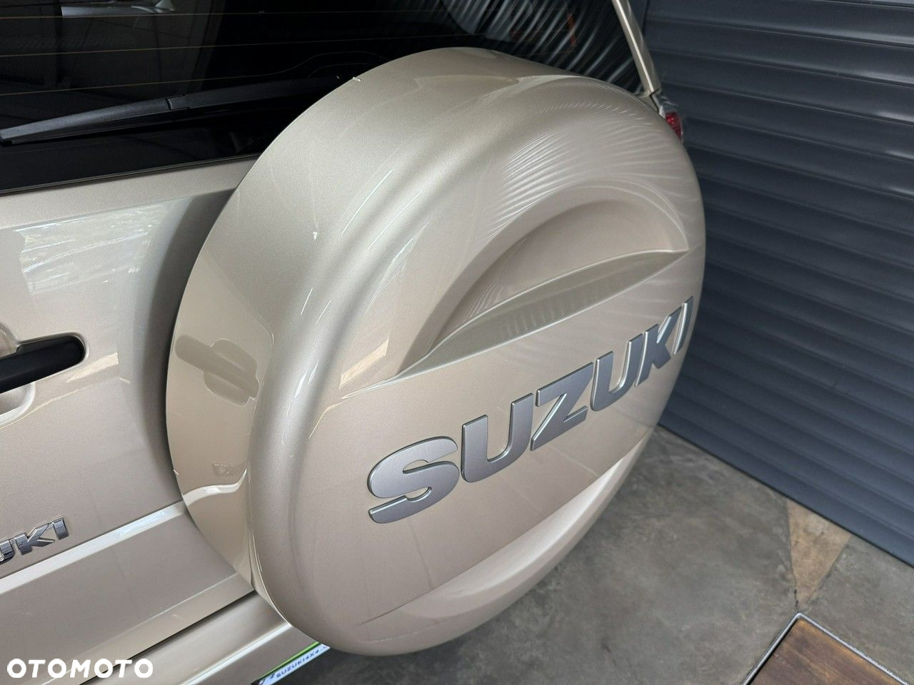 Suzuki Grand Vitara - 30