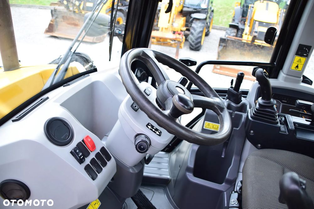 Caterpillar 432 - 18