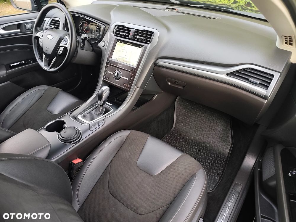 Ford Mondeo - 19