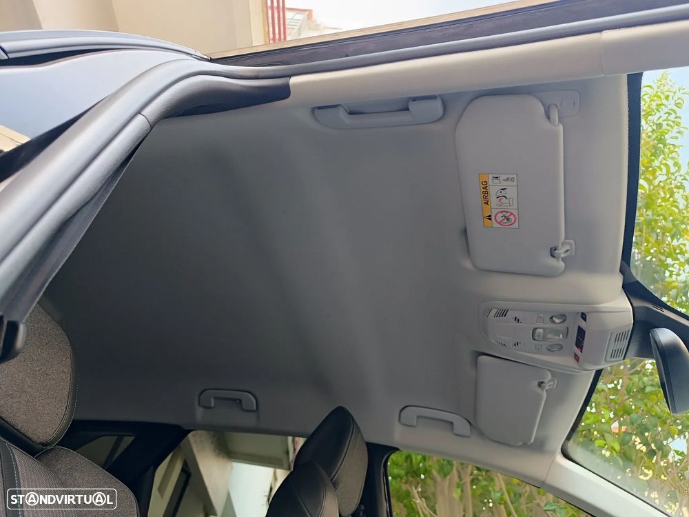 Peugeot 3008 1.2 PureTech Allure EAT8 - 29