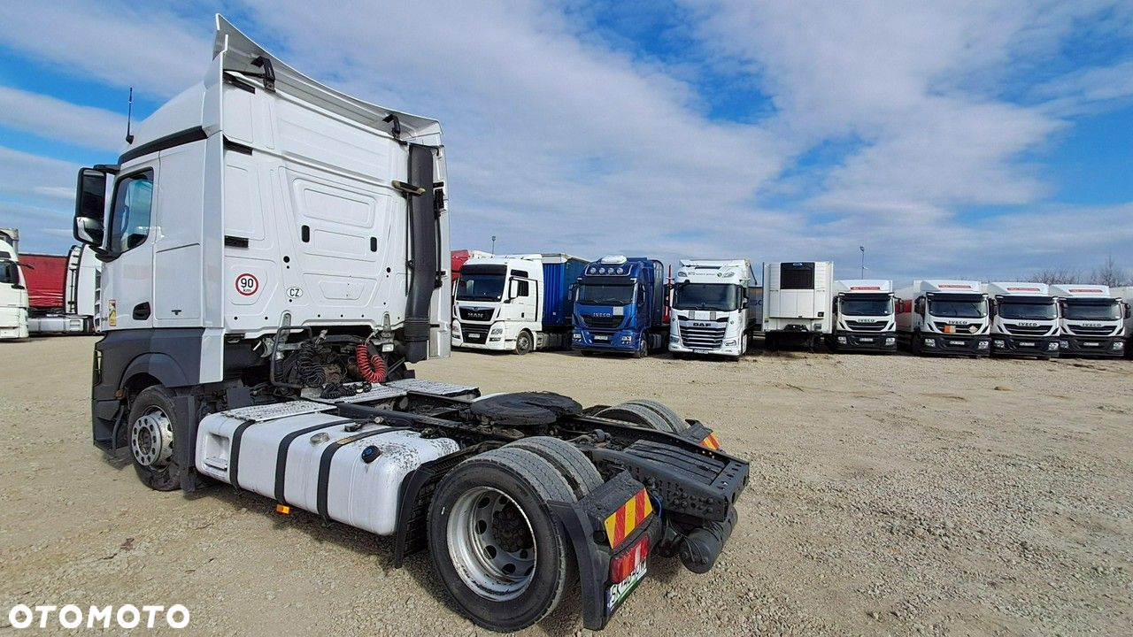 Mercedes-Benz Actros - 7