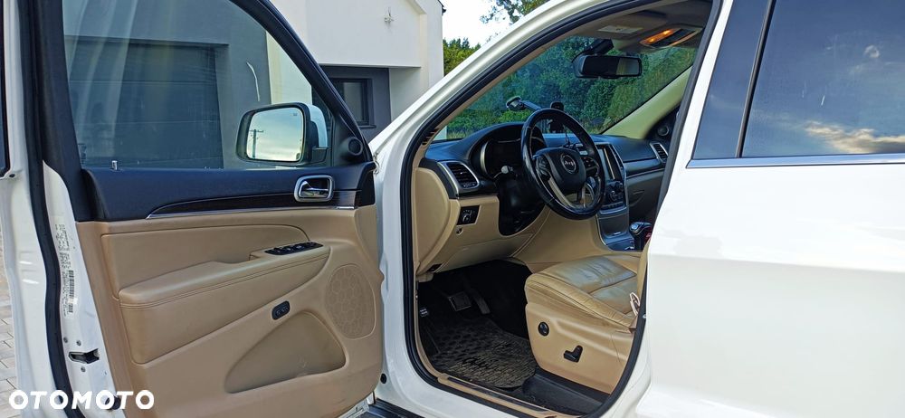 Jeep Grand Cherokee - 10