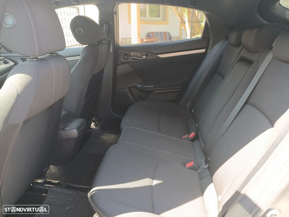 Honda Civic 1.0 i-VTEC Elegance Navi - 7