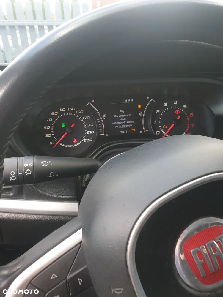 Fiat Tipo 1.4 T-Jet 16v Easy - 11
