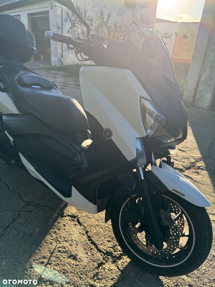 Yamaha X-max - 9