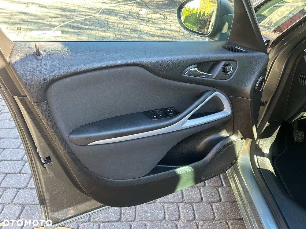 Opel Zafira 1.4 Turbo Active - 22