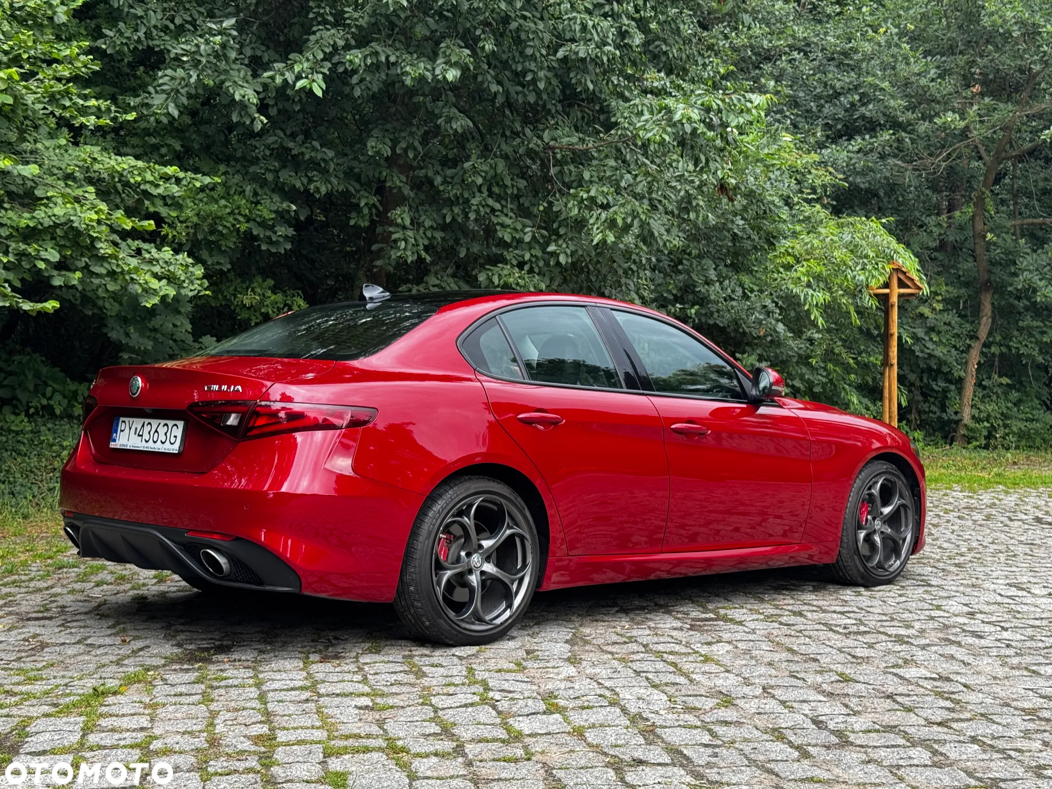 Alfa Romeo Giulia 2.0 Turbo 16V AT8-Q4 Veloce - 9