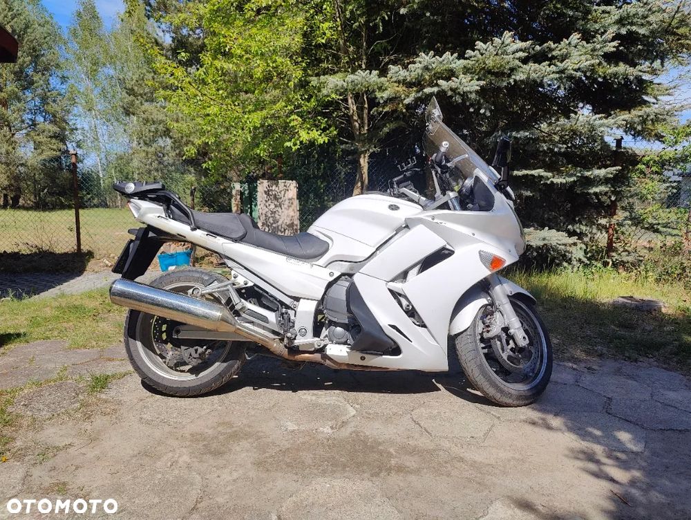 Yamaha FJR - 3