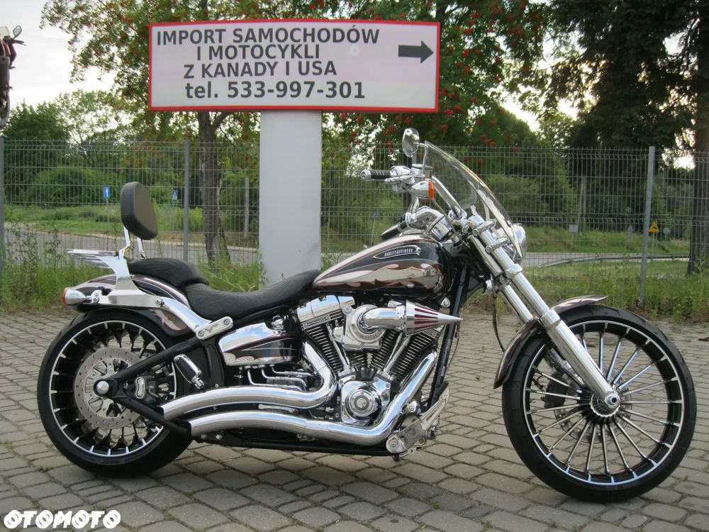 Harley-Davidson FXSB Breakout - 1