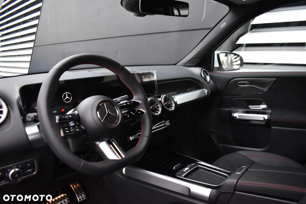 Mercedes-Benz GLB 200 d 4Matic 8G-DCT Edition AMG Line - 12