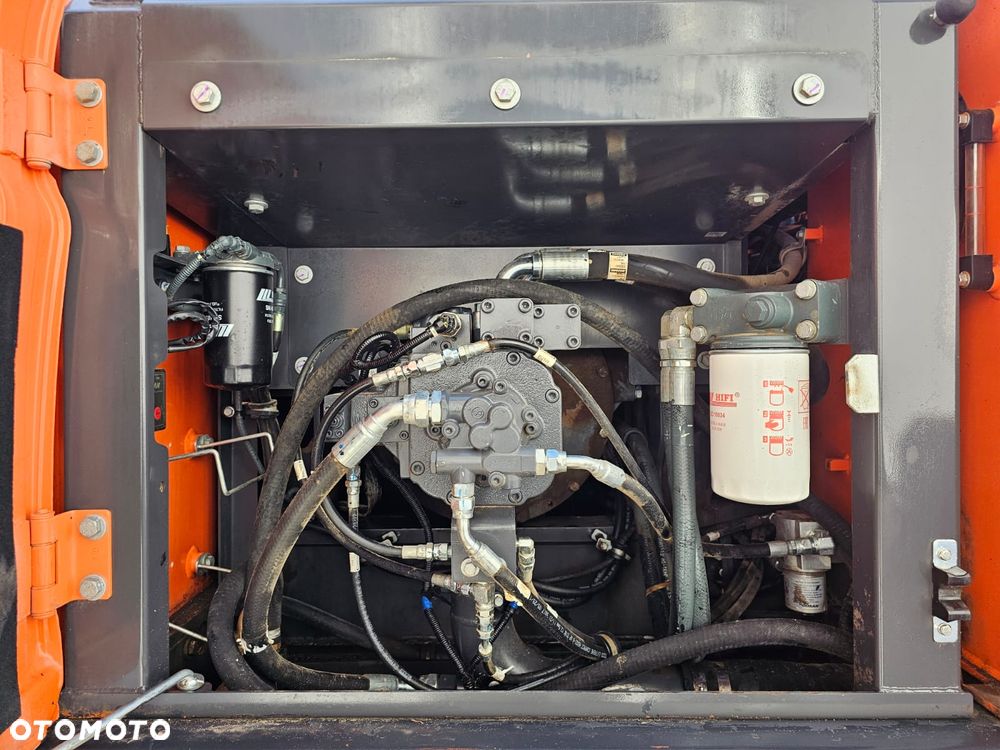 Doosan DX235LC-5 - 12
