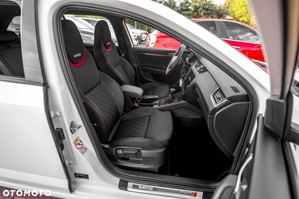 Skoda Octavia 2.0 TSI RS 230 DSG - 22