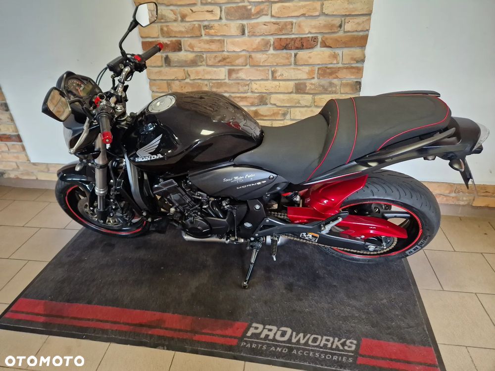 Honda Hornet - 8