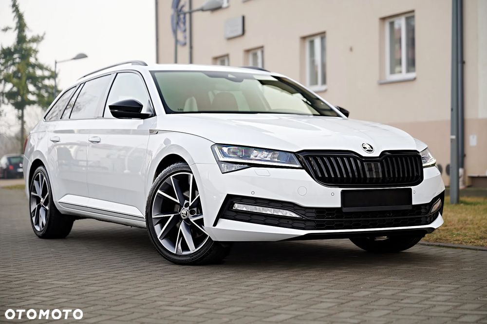 Skoda Superb 2.0 TDI DSG Sportline - 1