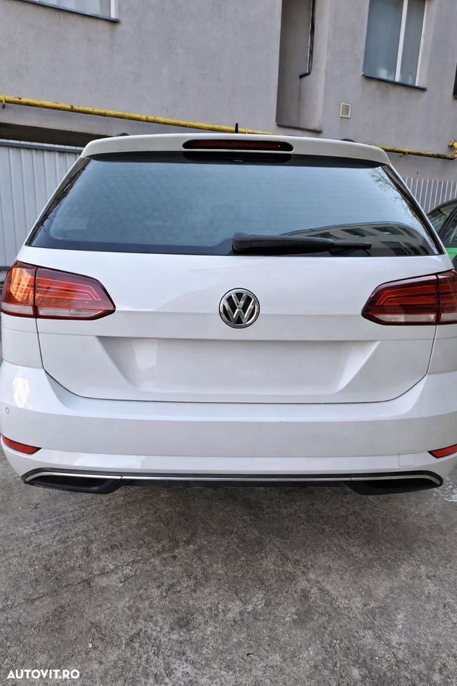 Volkswagen Golf 1.6 TDI Comfortline - 3