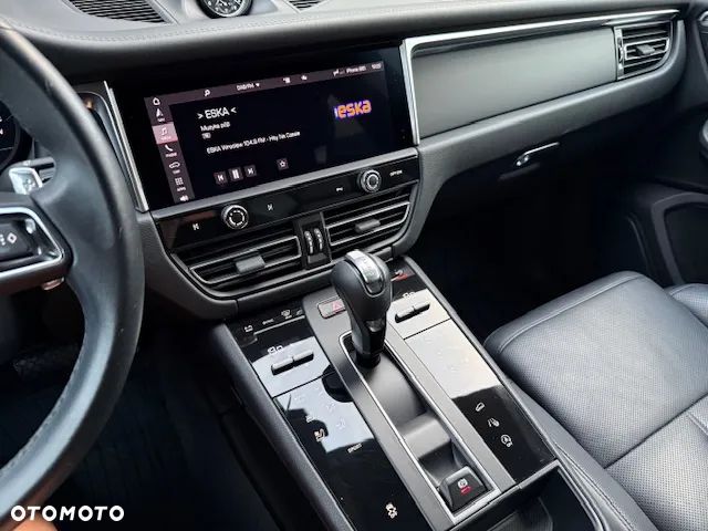 Porsche Macan - 12