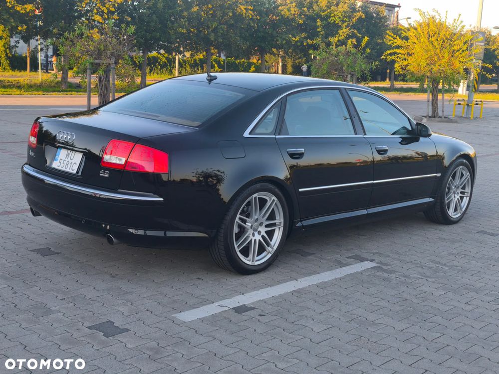 Audi A8 4.2 FSI L Quattro - 14