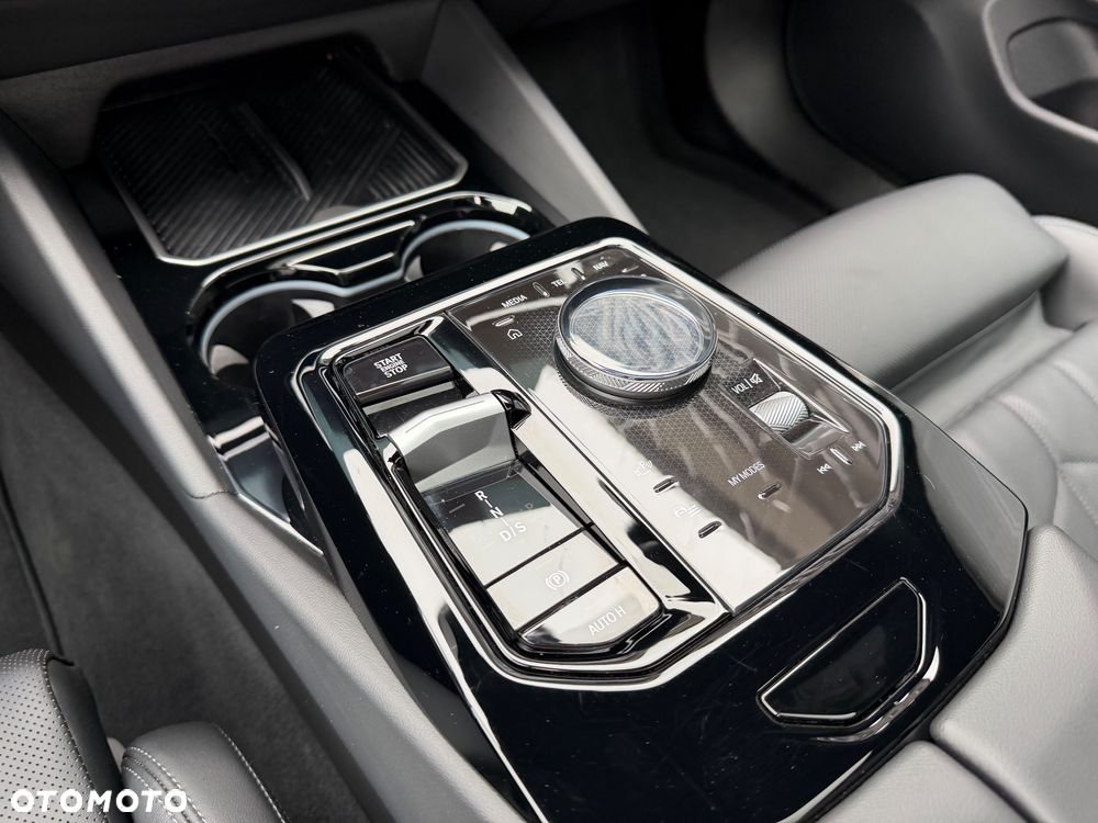 BMW Seria 5 520d xDrive - 20