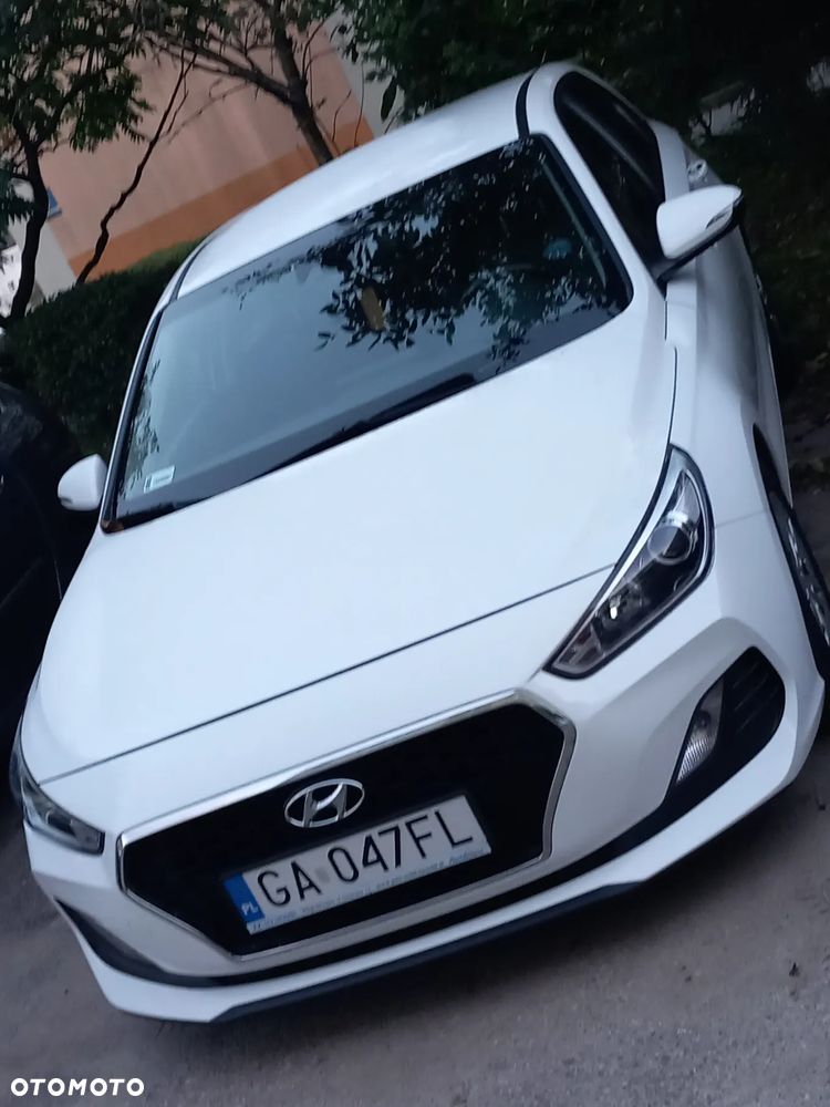 Hyundai i30 1.4 Classic + - 6