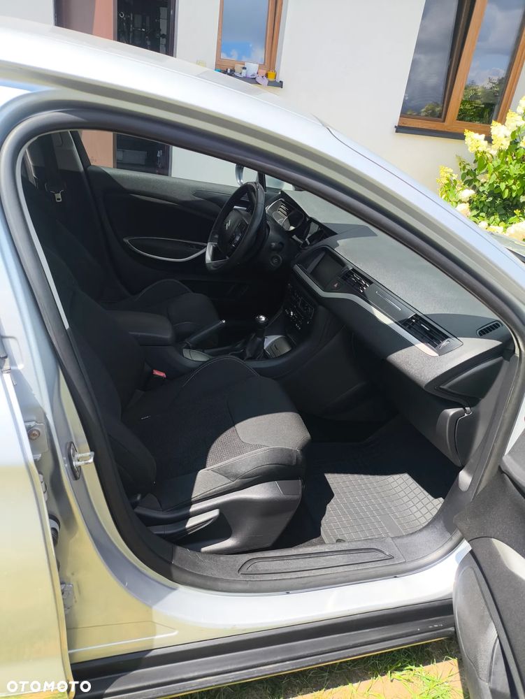 Citroën C5 1.6 HDi Dynamique - 21