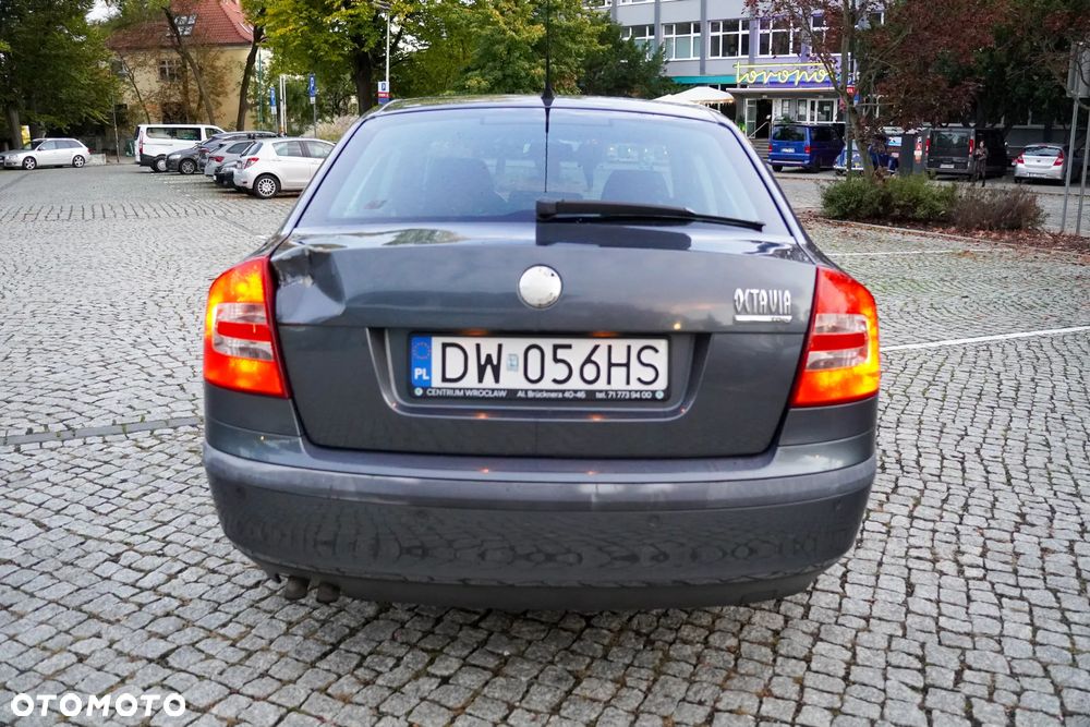 Skoda Octavia 2007 photo 4