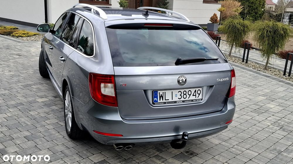 Skoda Superb 2.0 TDI Green tec DSG L&K - 3