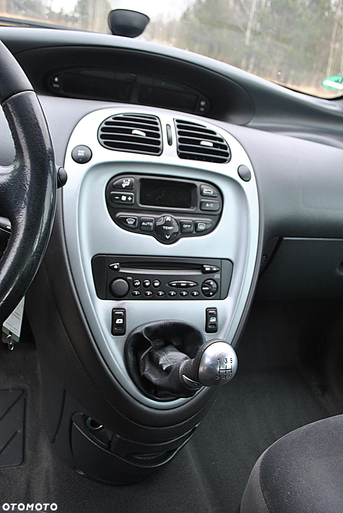 Citroën Xsara Picasso 1.6 Exclusive - 9