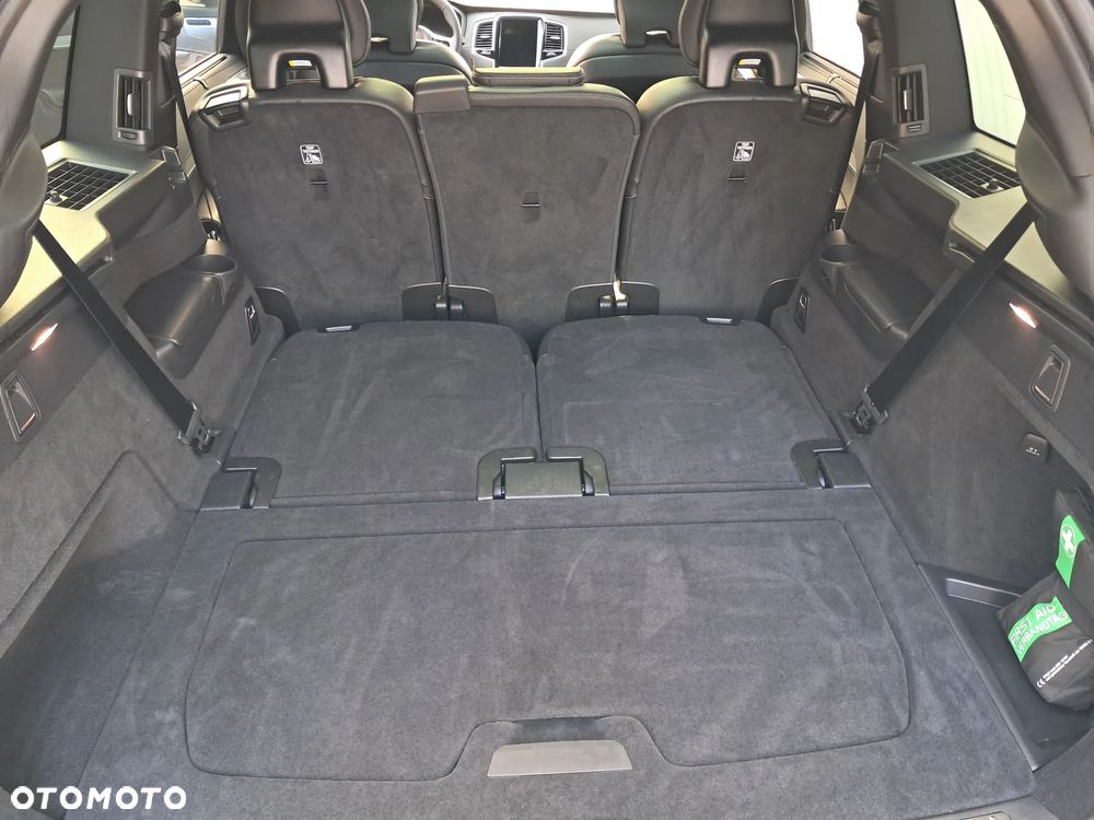 Volvo XC 90 T8 AWD Plug-In Hybrid Ultimate Dark 7os - 19