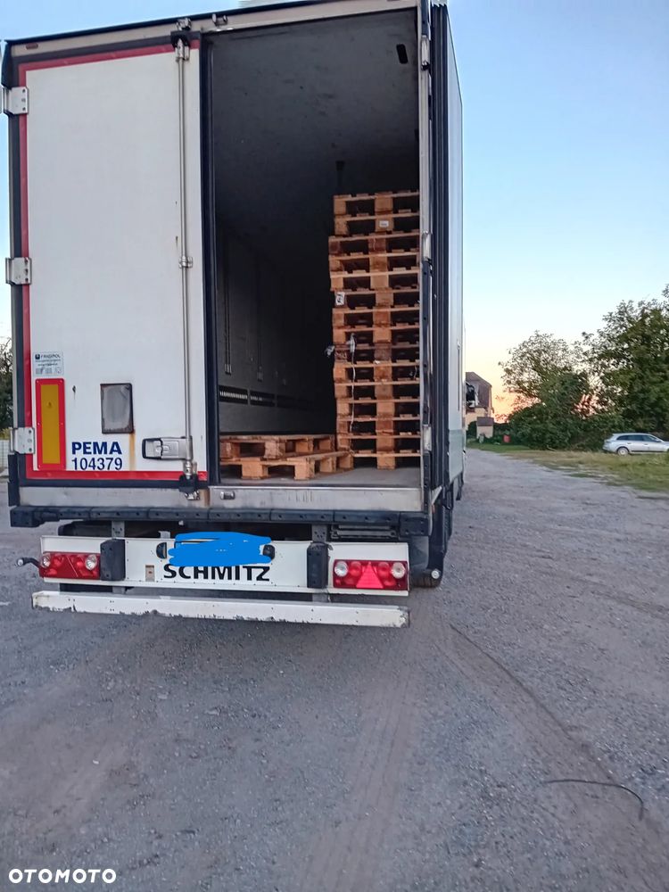Schmitz Cargobull Schmitz SKO/ thermo king - 4