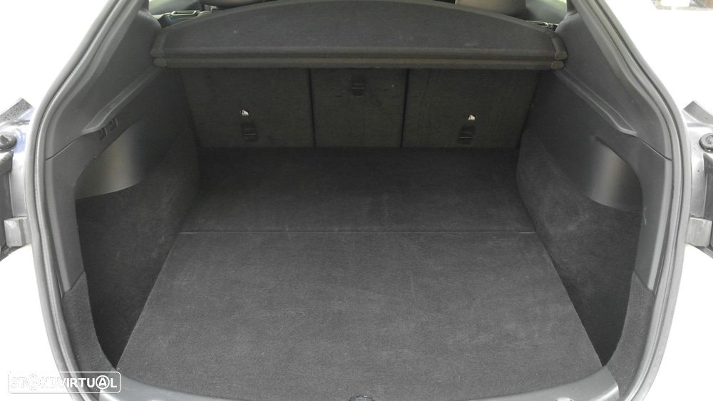Tesla Model Y Long Range Tração Integral - 8