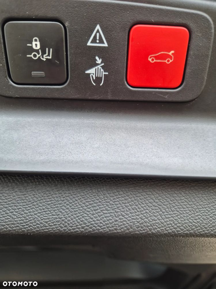 Peugeot 5008 1.5 BlueHDi GT Pack S&S EAT8 - 23