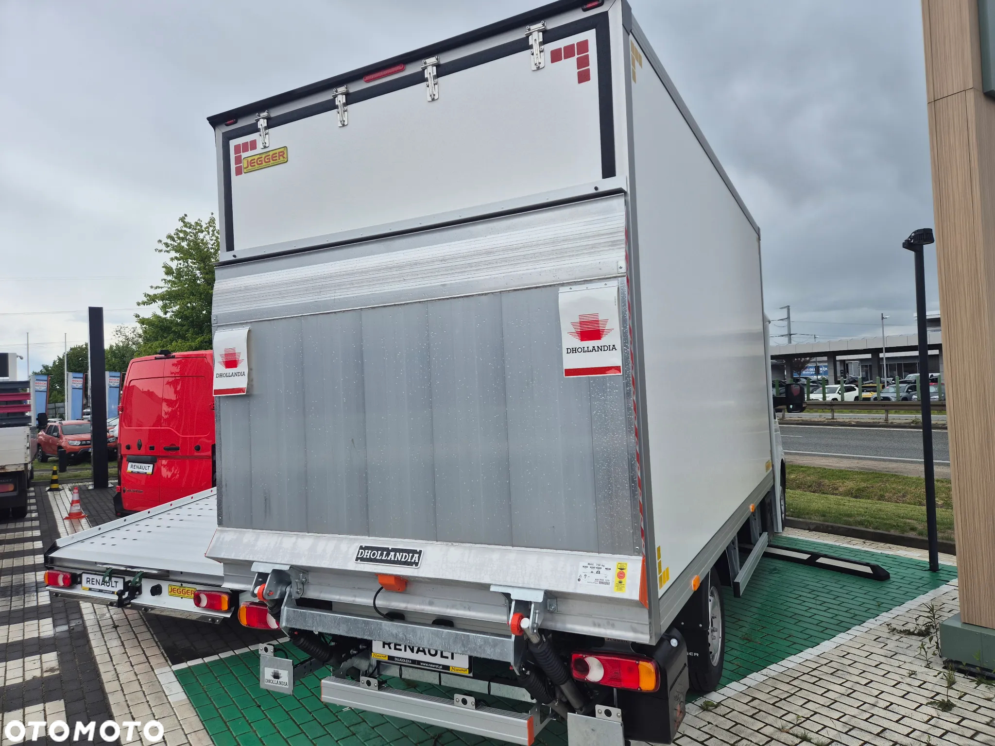 Renault Master KONTENER z WINDĄ - 11