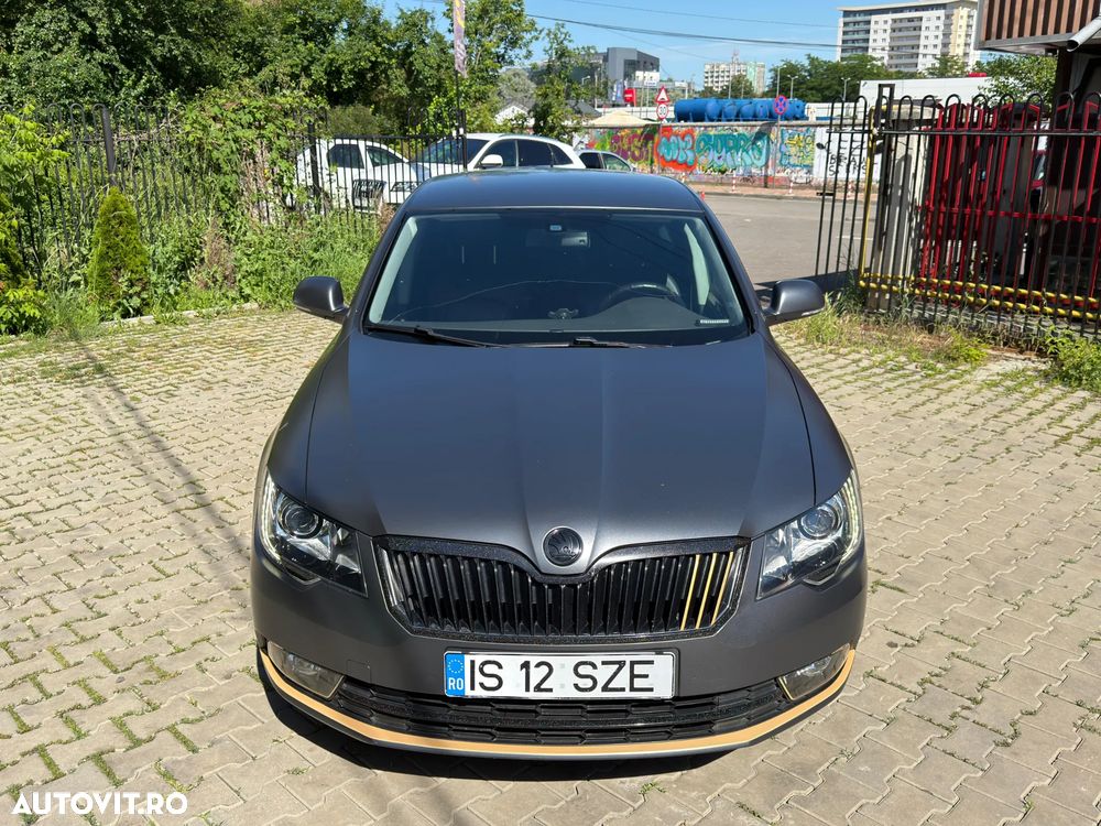 Skoda Superb 2.0 TDI 4X4 Laurin&Klement - 1