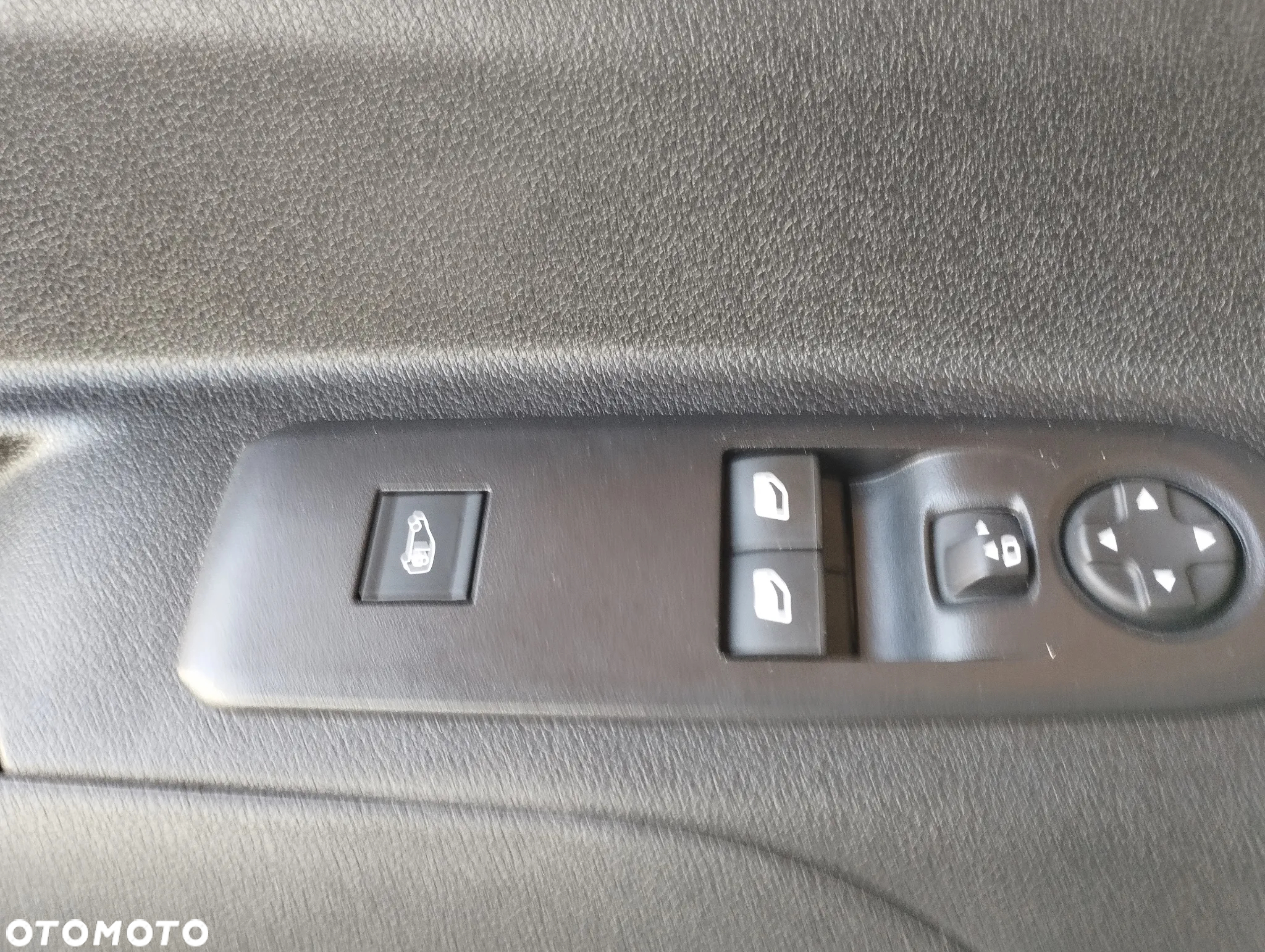 Opel COMBO - 28