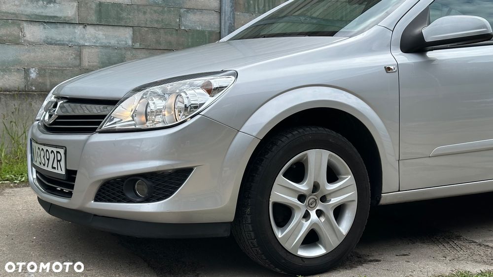 Opel Astra 1.6 Edition - 12