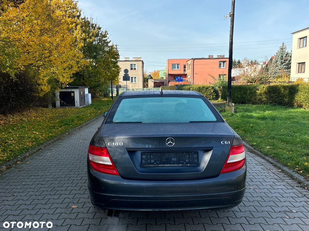 Mercedes-Benz Klasa C 180 T BlueEFFICIENCY 7G-TRONIC - 6