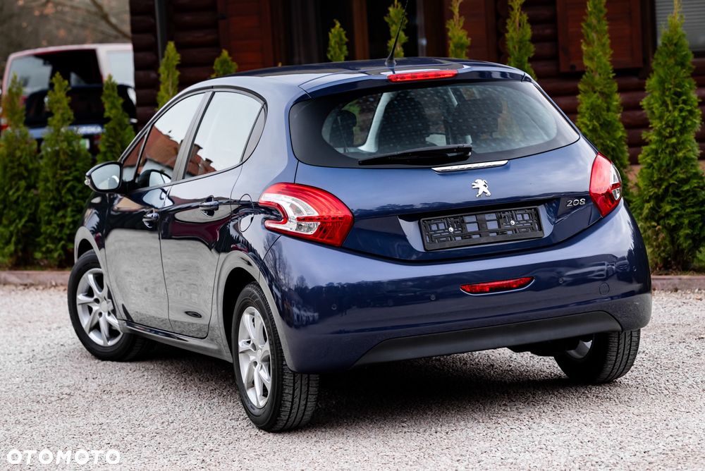 Peugeot 208 PureTech 82 Allure - 9