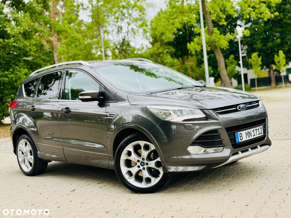 Ford Kuga 2.0 TDCi 4x4 Titanium - 4