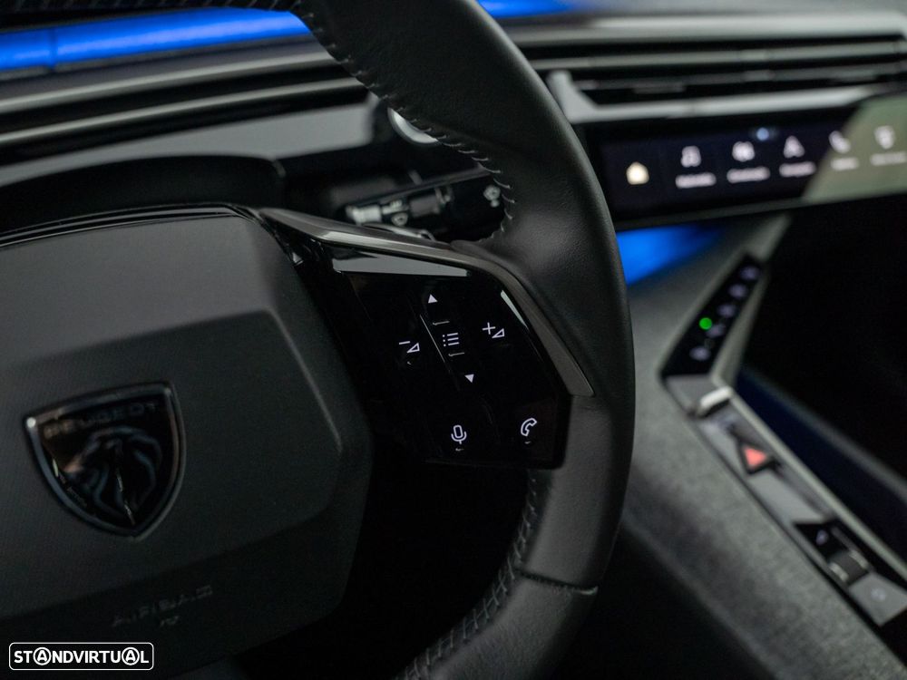 Peugeot E-3008 73 kWh Allure - 22