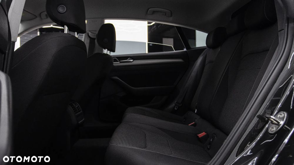 Volkswagen Arteon 2.0 TDI SCR Essence DSG - 17